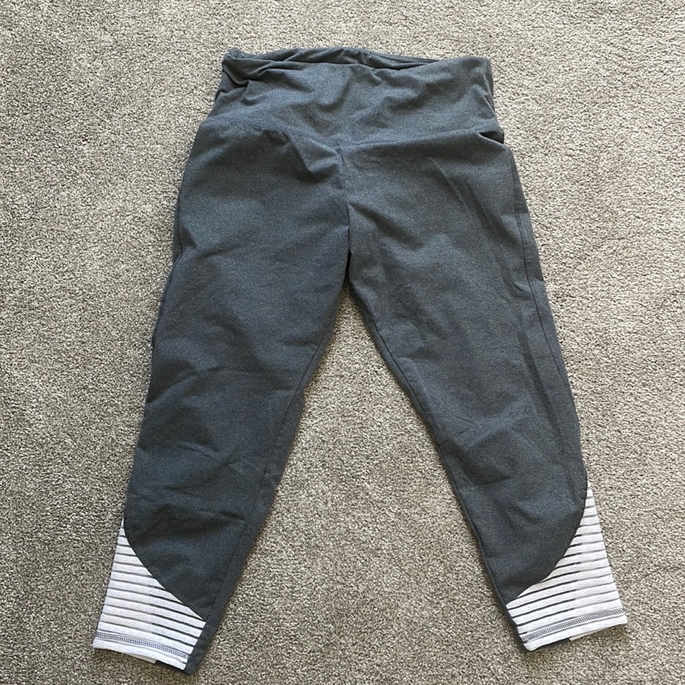 Capri leggings Size L